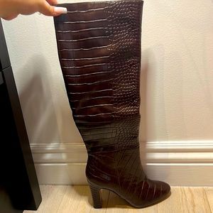Croc (faux) skin under the knee boot heels